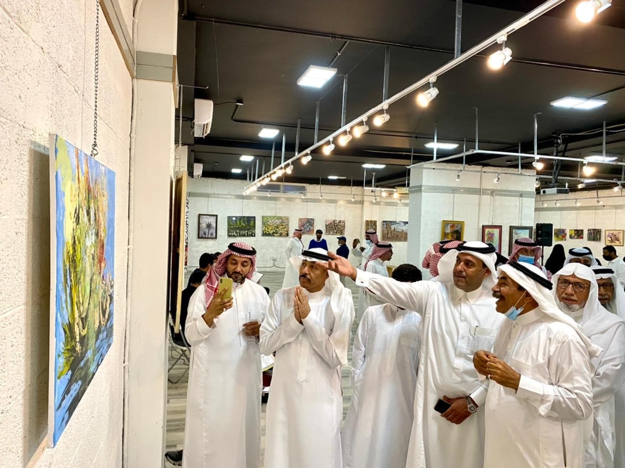 رحلة مع الفن التشكيلي